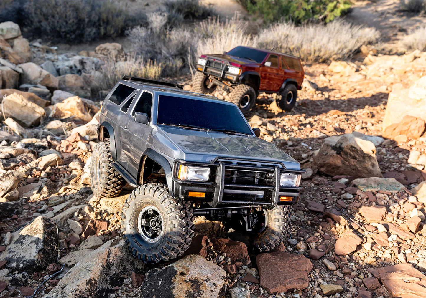 "PRE-ORDER" PICK UP OCT 3RD  TRX-4 Nissan Pathfinder FREE 3000MAH 2S LIPO AND USB CHARGER
