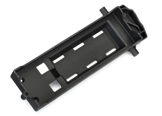 8226   Battery Box