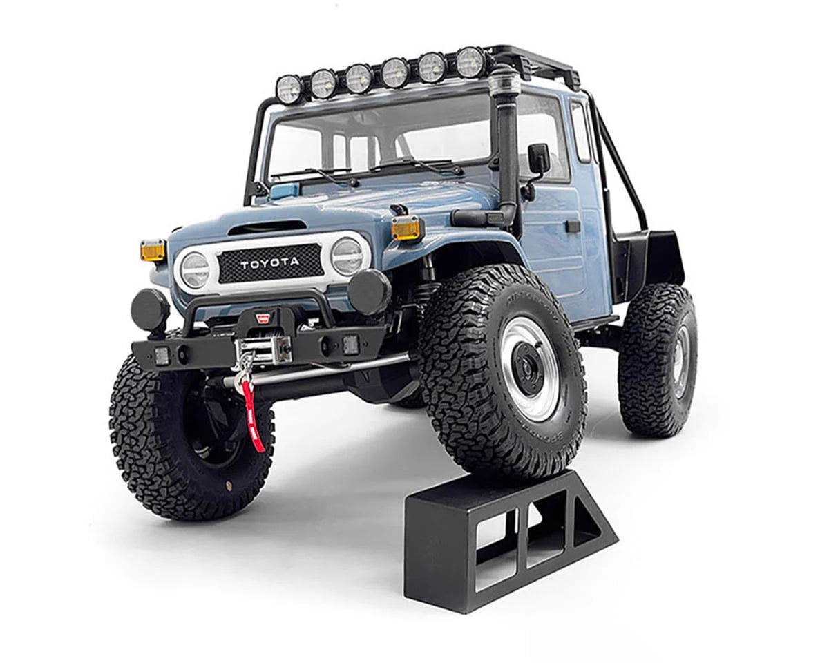RC4VVVC1346     RC4WD Vanquish VS4-10 Classic Front Steel Bumper     | The RC Shop at Dr Dans